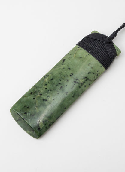 Bound Pounamu Hei Toki