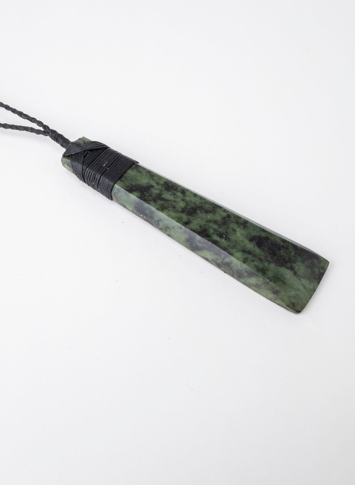 Bound Pounamu Hei Toki