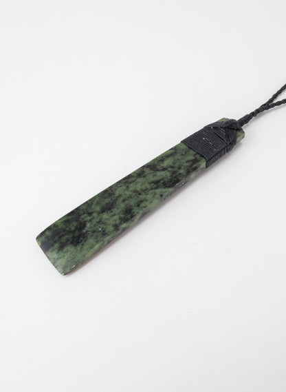 Bound Pounamu Hei Toki