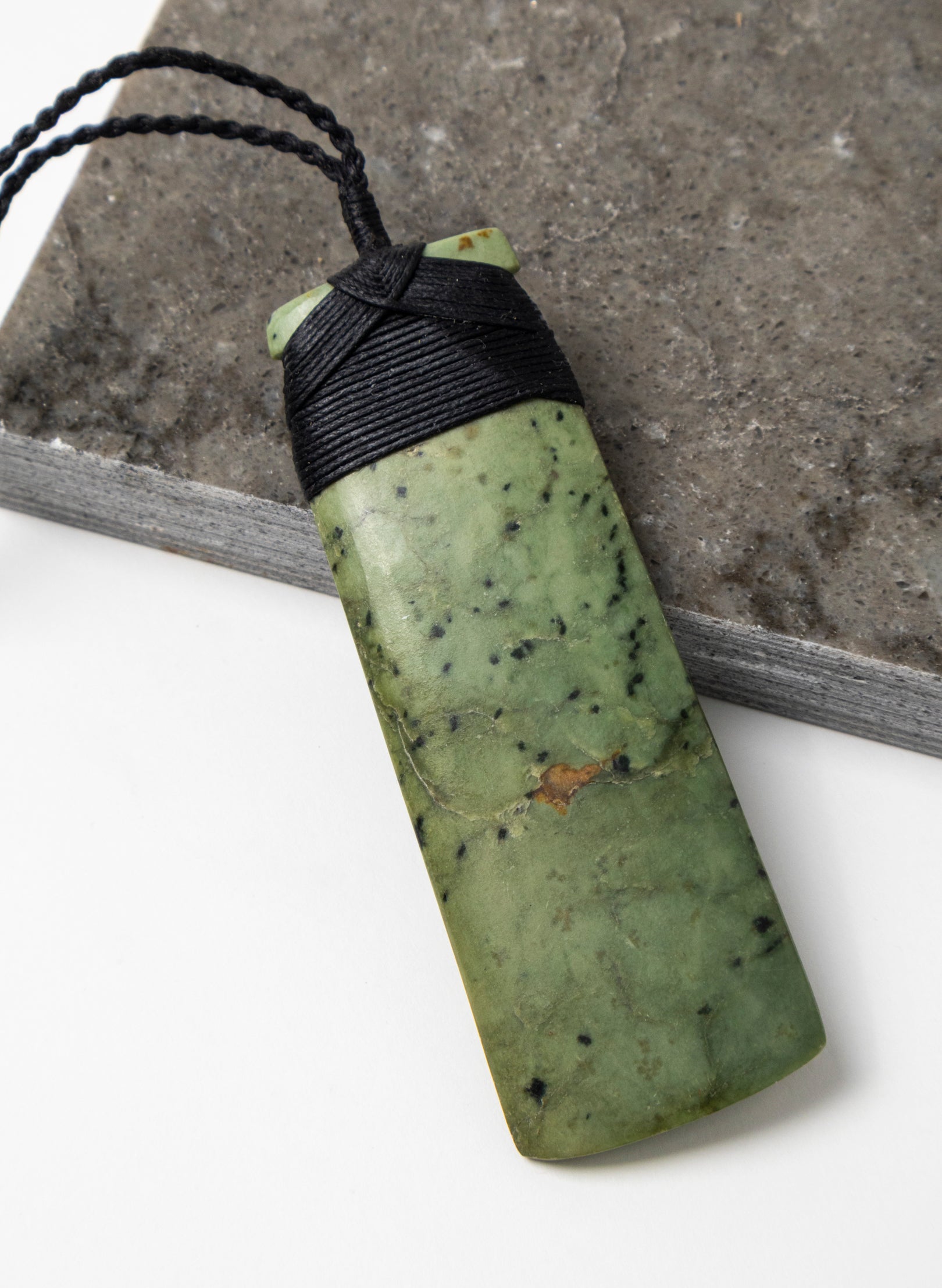 Bound Pounamu Hei Toki