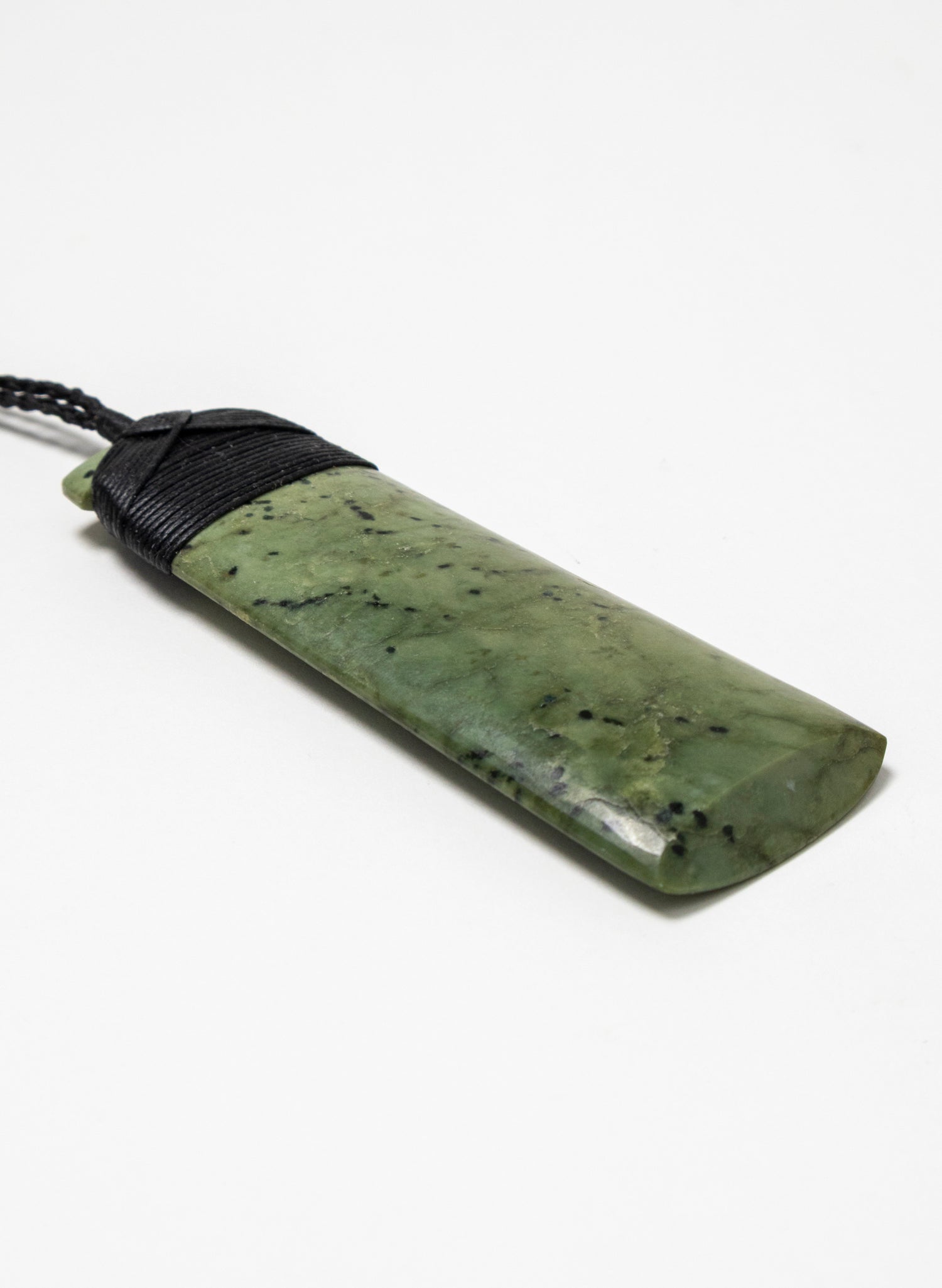 Bound Pounamu Hei Toki