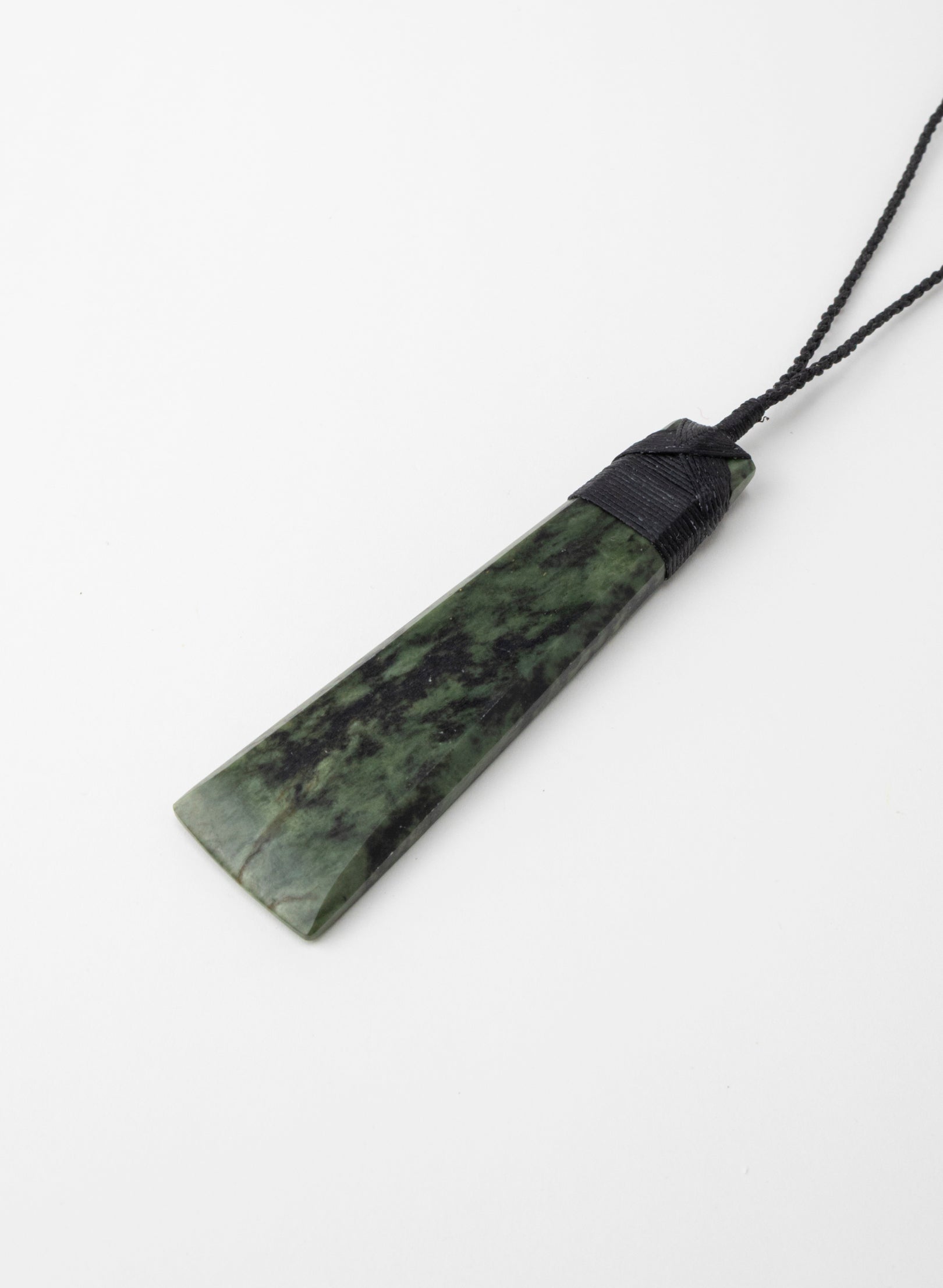 Bound Pounamu Hei Toki