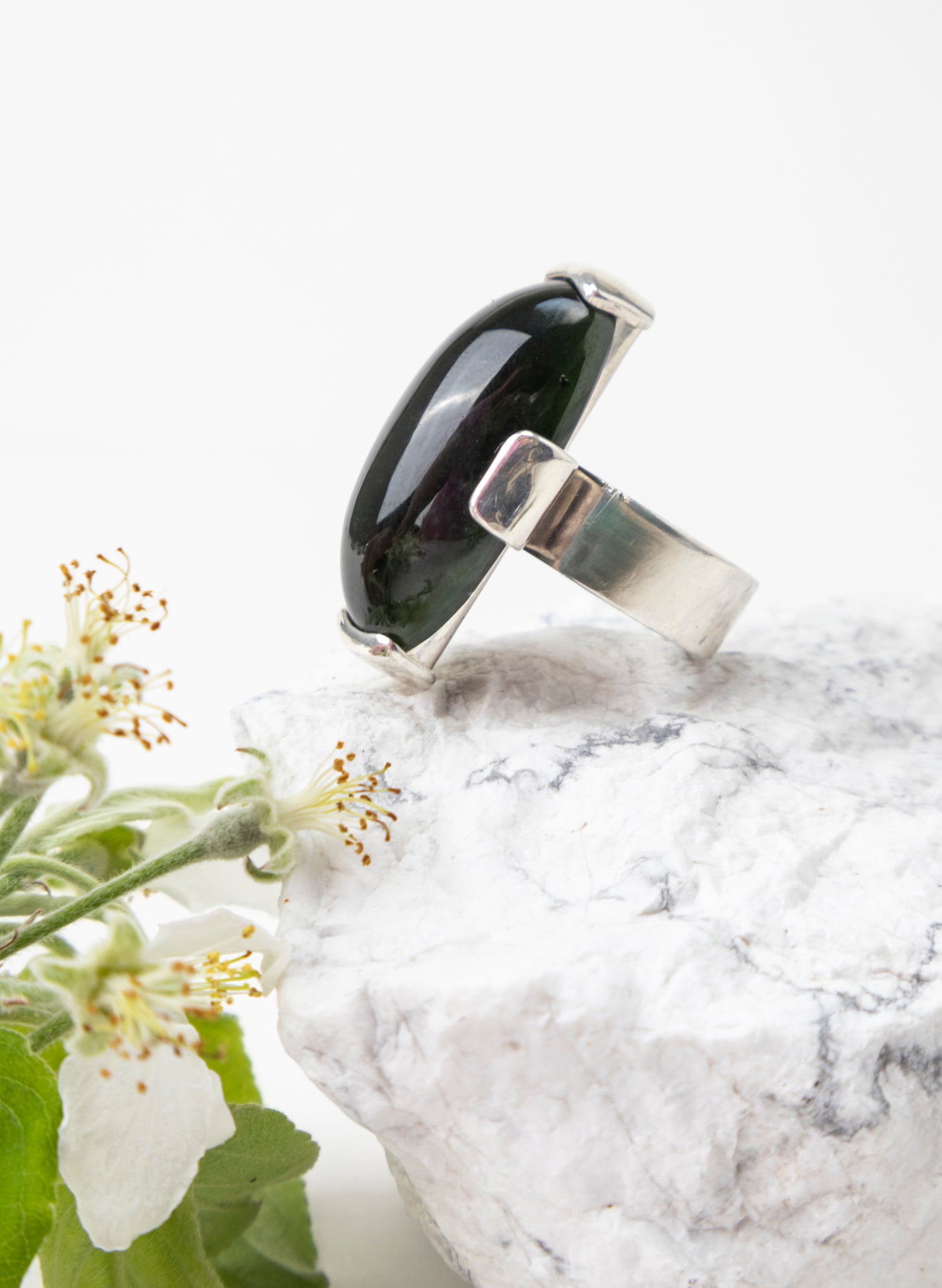 Pounamu and Silver Ring