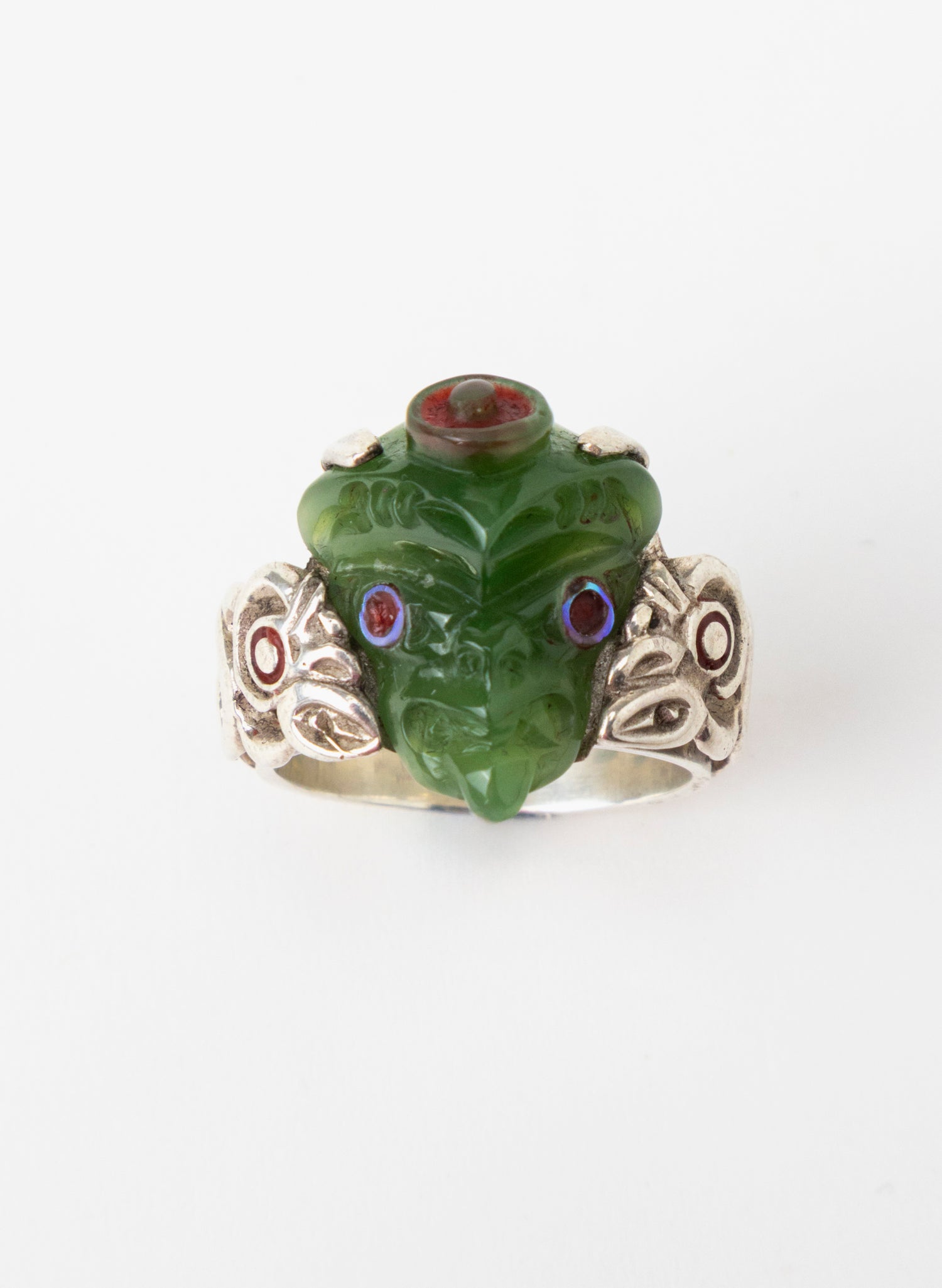 Pounamu and Silver Ring Wheku