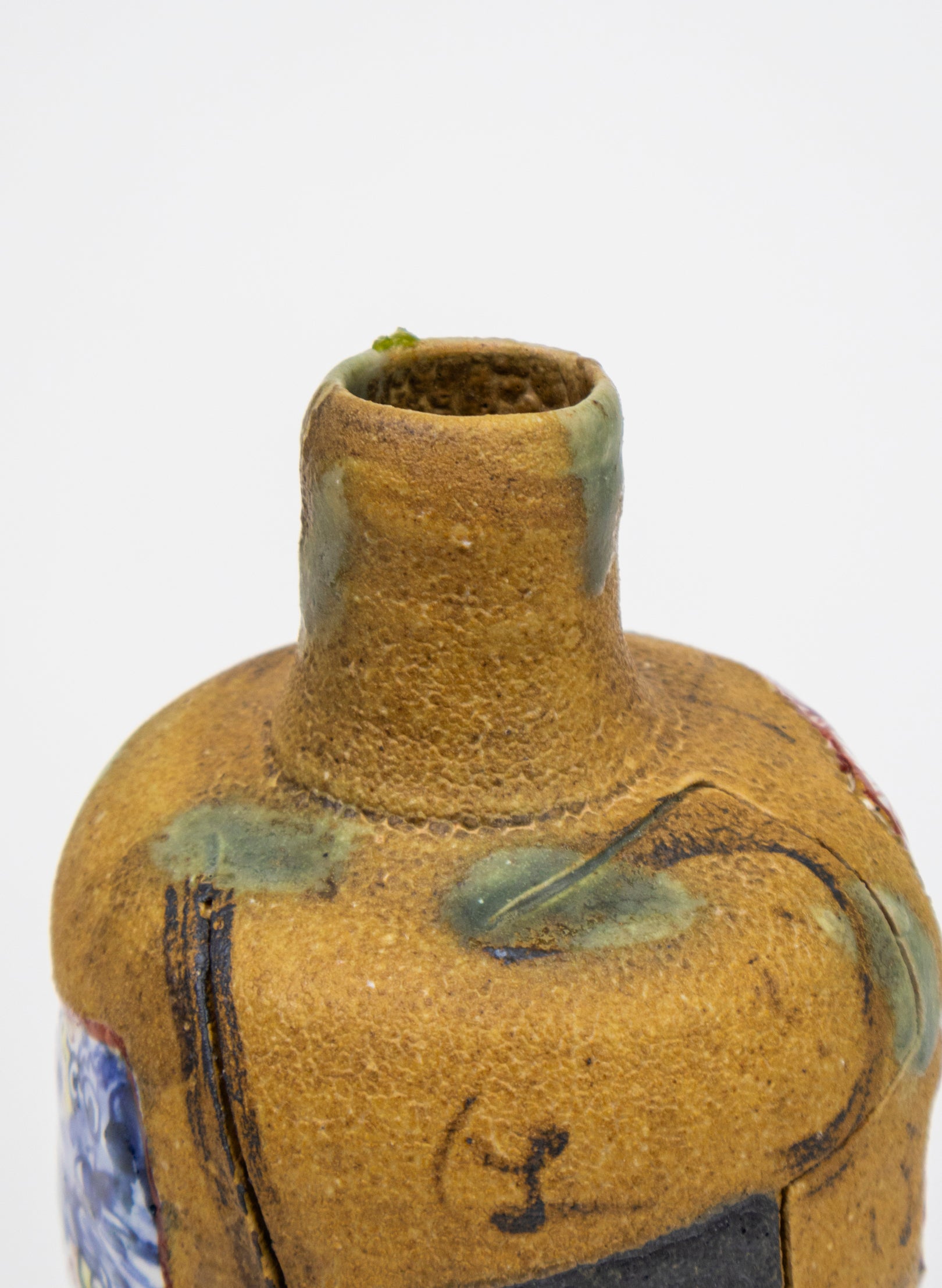 Yobitsugi Style Vase