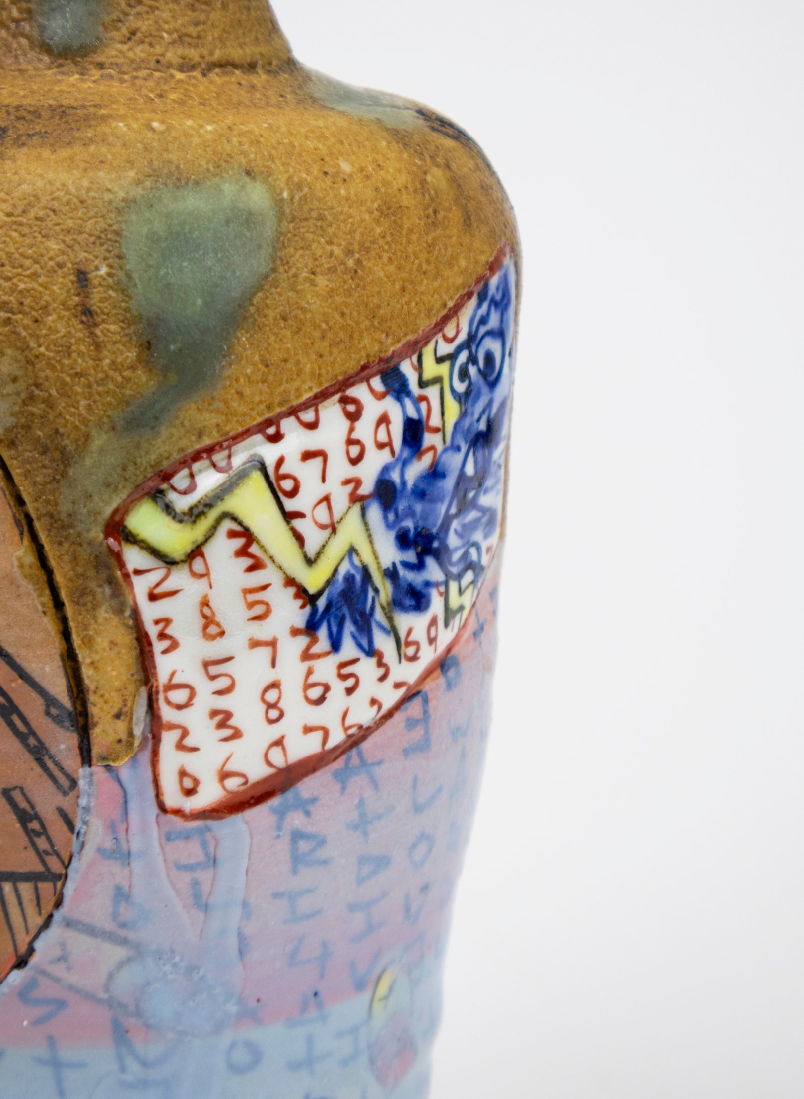 Yobitsugi Style Vase