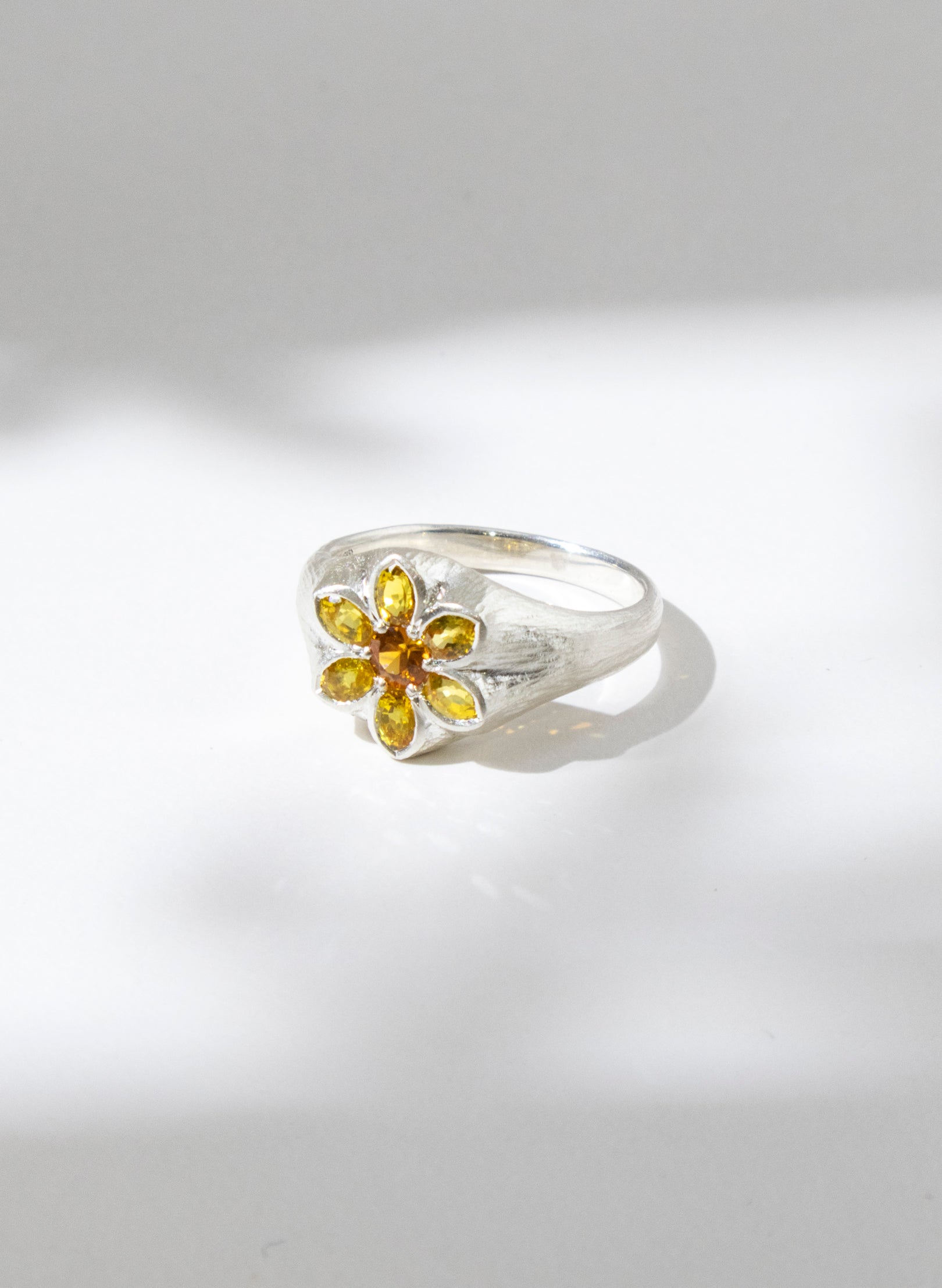 Daffodil Ring