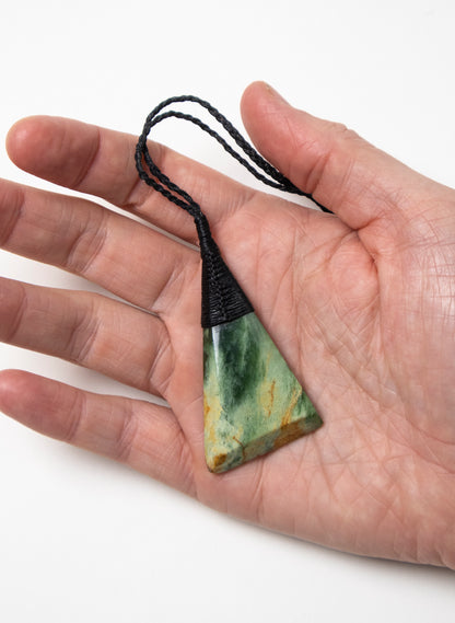 Hei Toki Pounamu