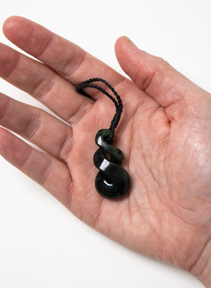Pounamu Pikorua Twist