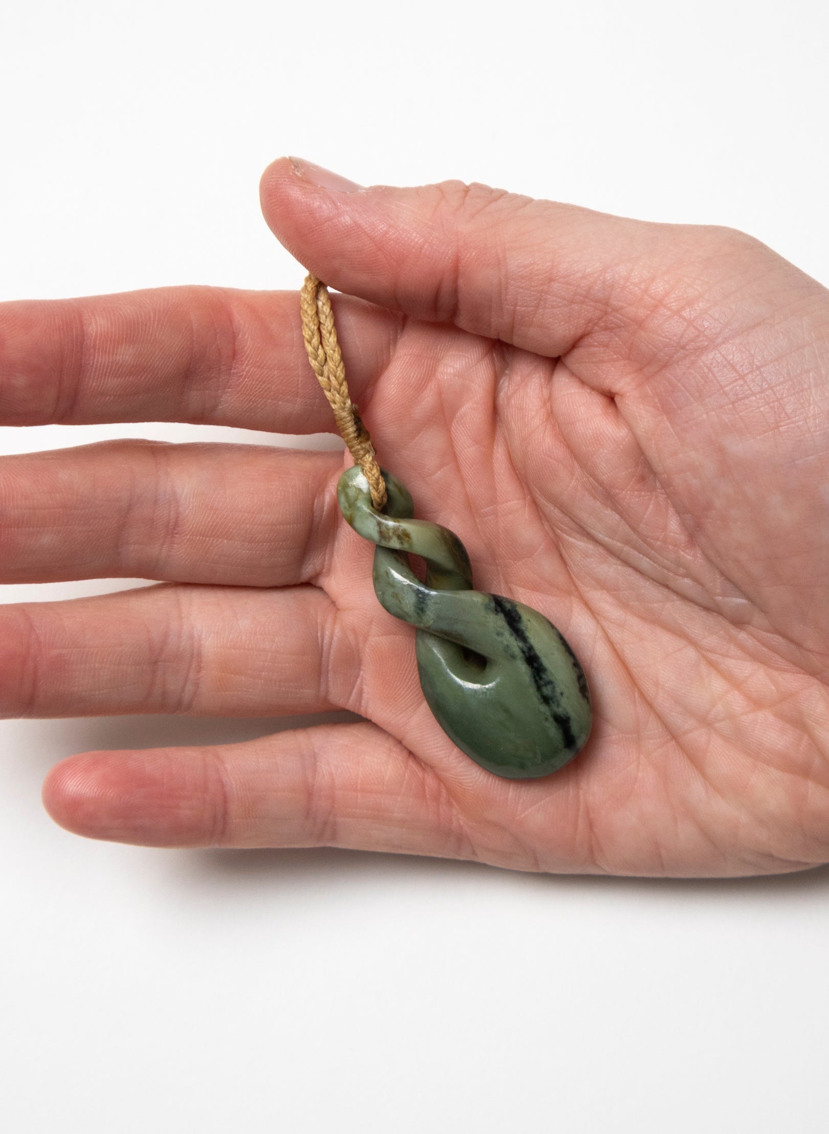 Pounamu Pikorua Twist