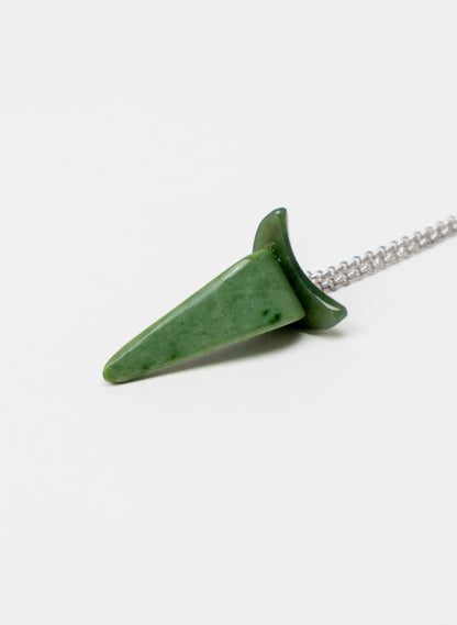 Silver Niho Pounamu Pendant