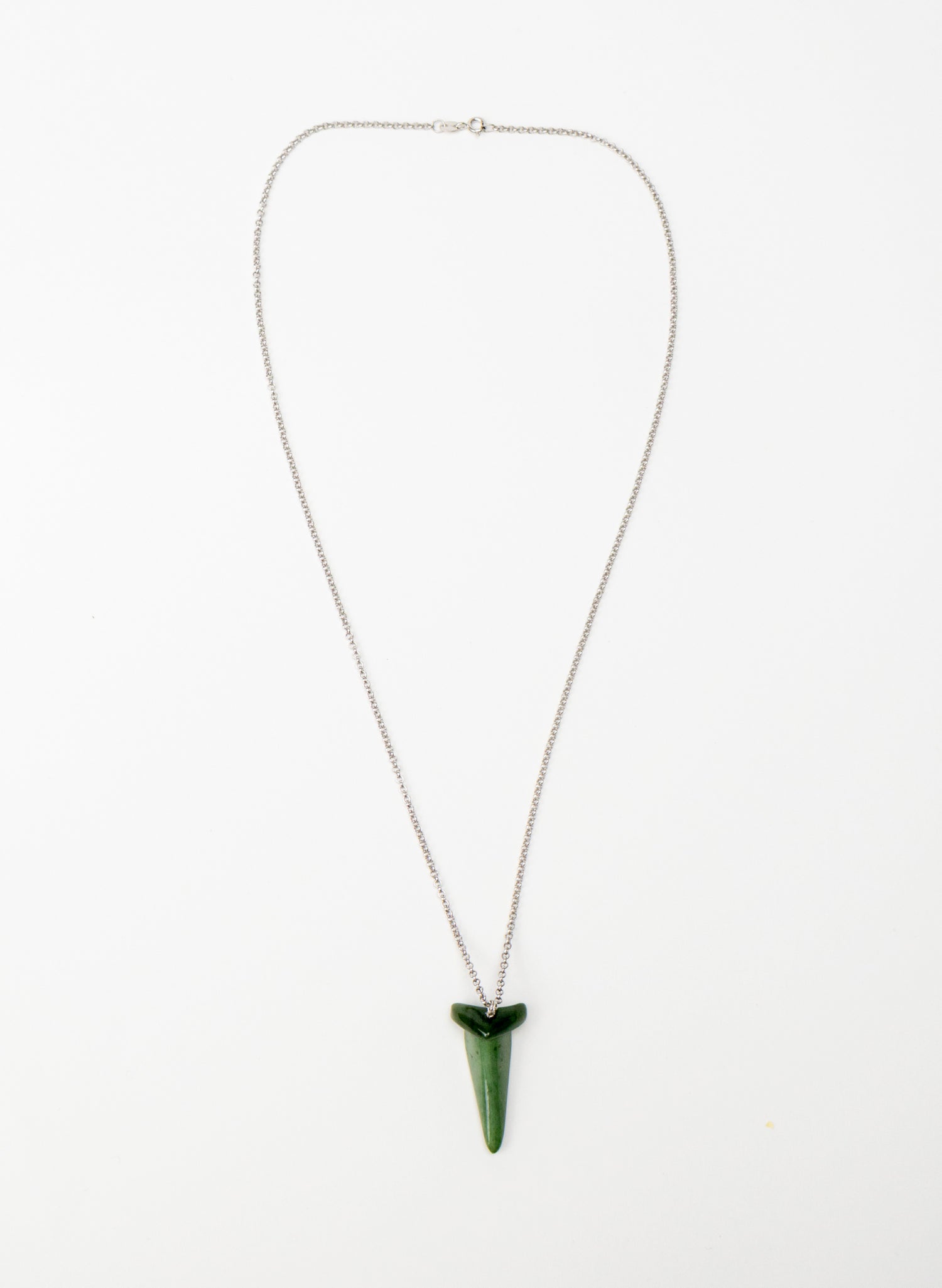 Silver Niho Pounamu Pendant