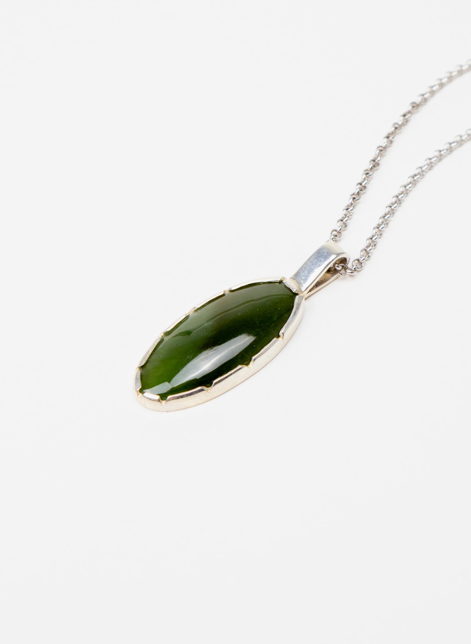 Silver Pounamu Oval