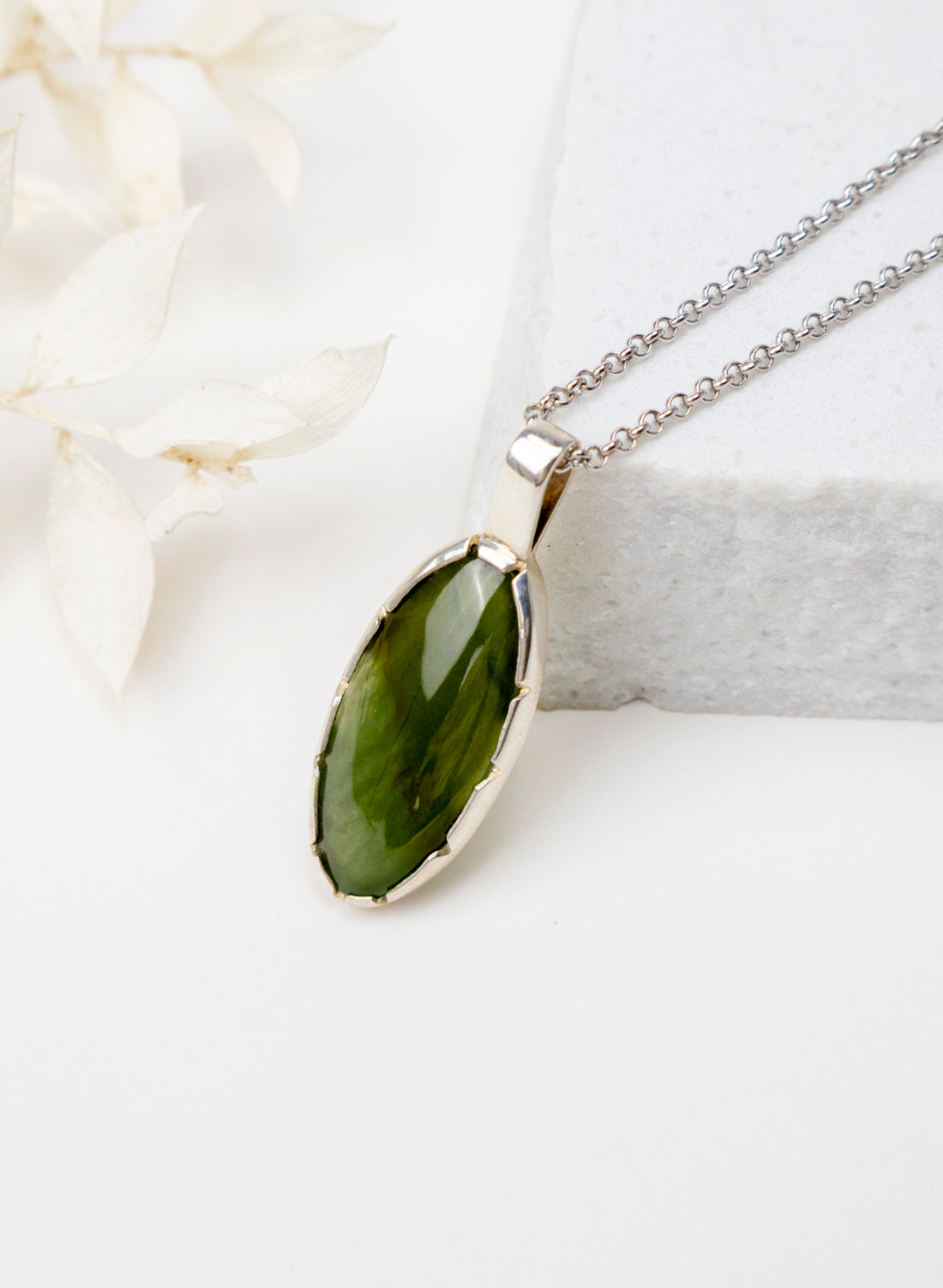 Silver Pounamu Oval