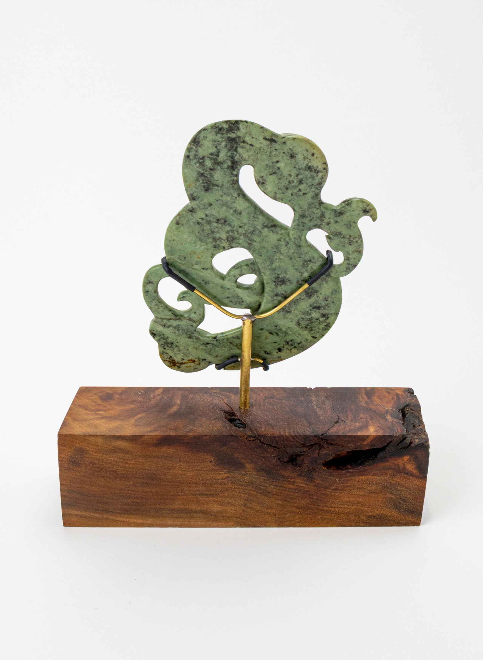 Manaia Pounamu on Base