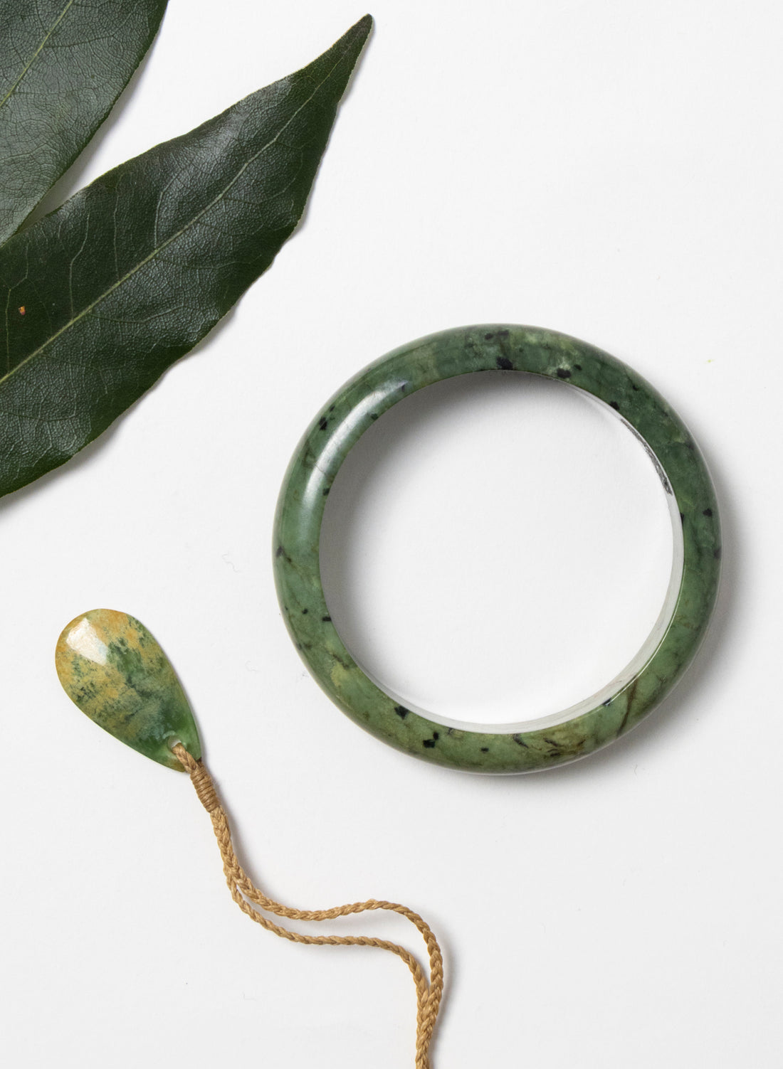 Pounamu Bracelet w/Case