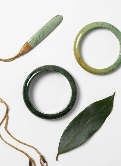 Pounamu Bracelet w/Case