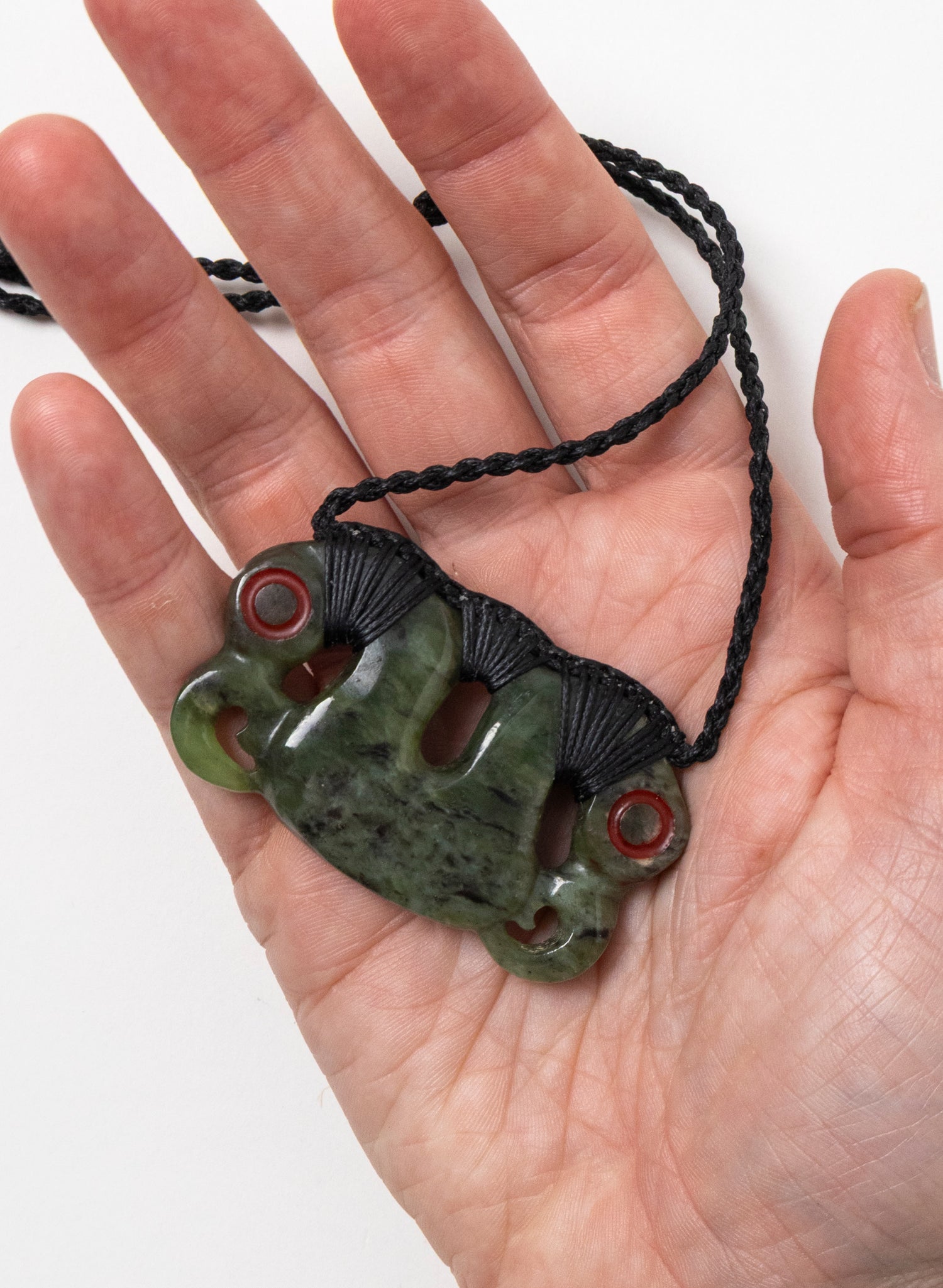 Pounamu Pekapeka with Eyes