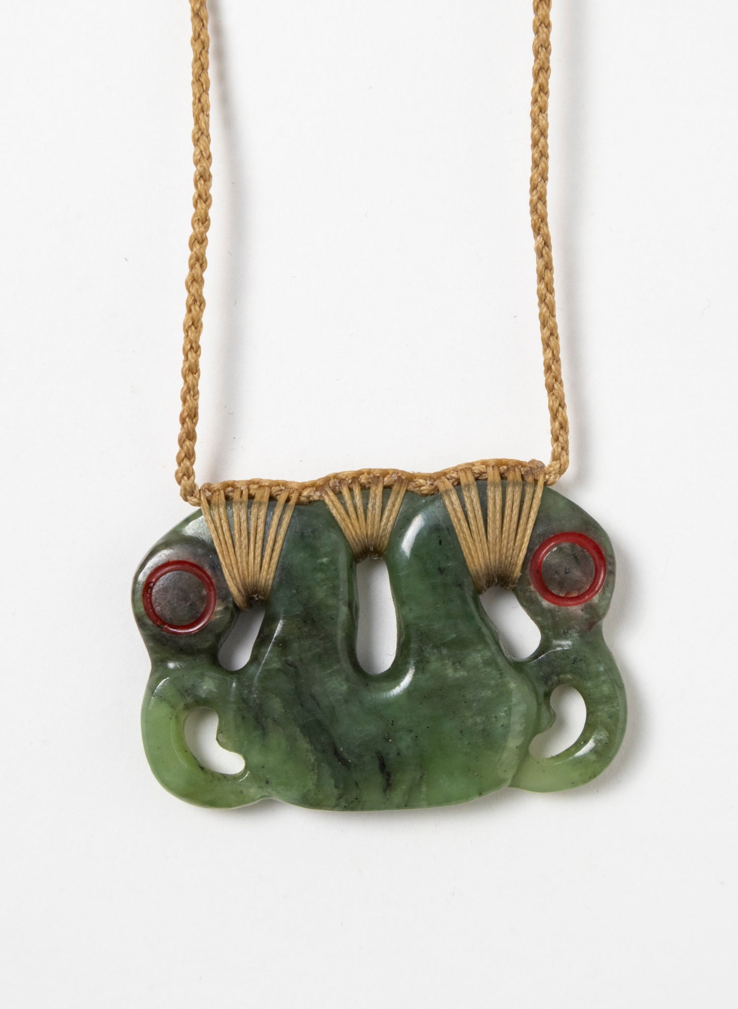 Pounamu Pekapeka with Eyes
