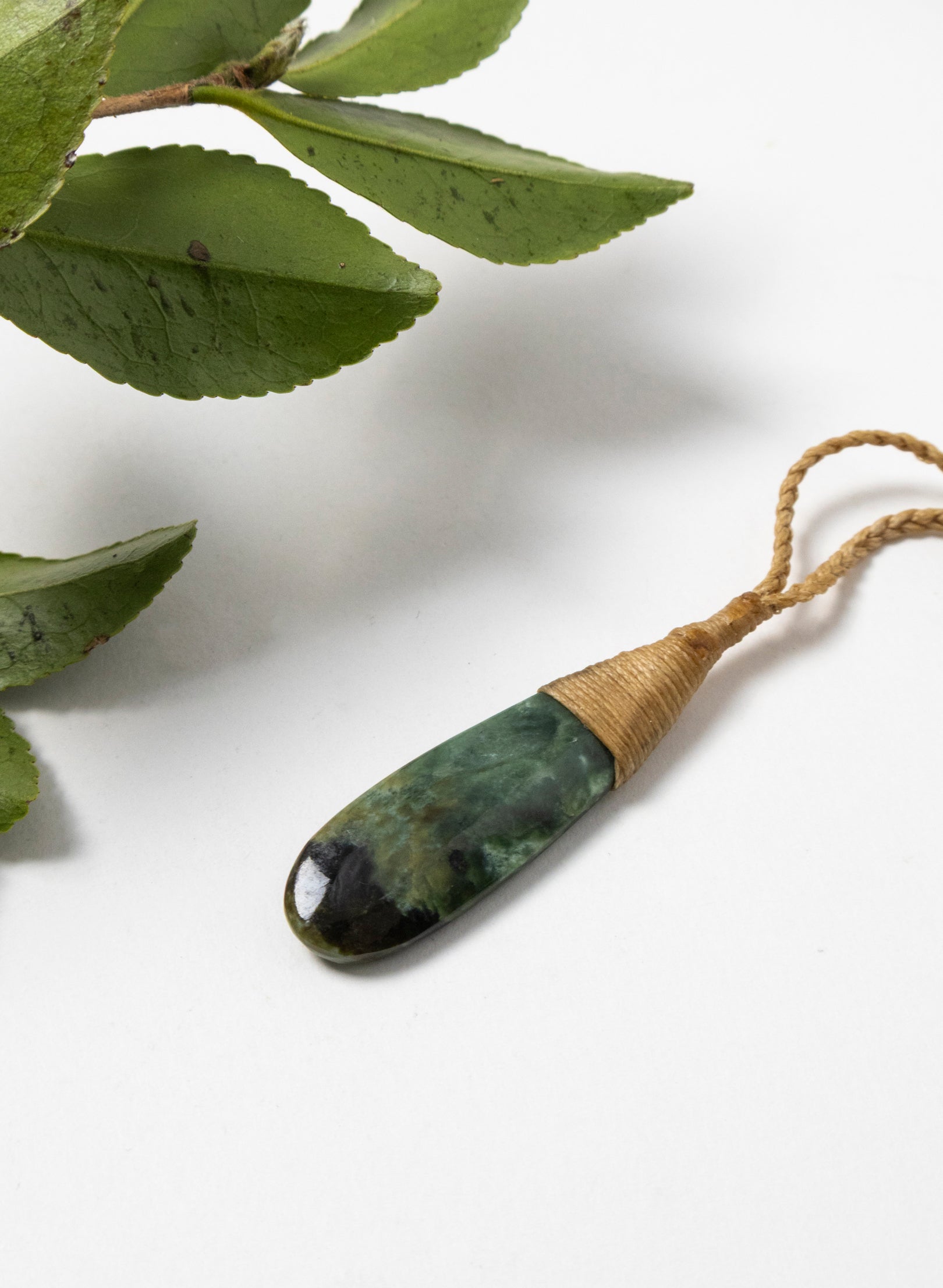Bound Pounamu Roimata