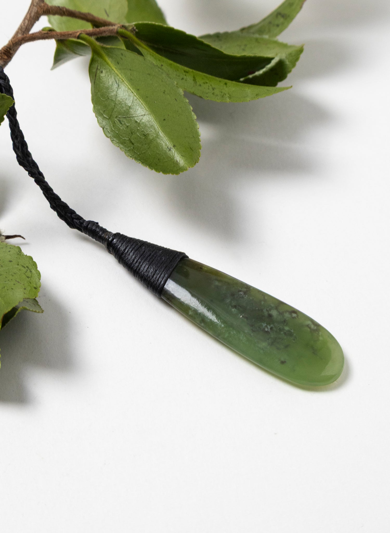 Bound Pounamu Roimata