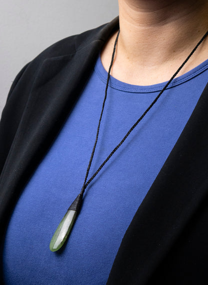 Bound Pounamu Roimata