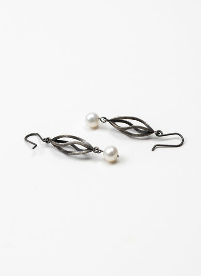 Weaving Light Oxidised - Earrings