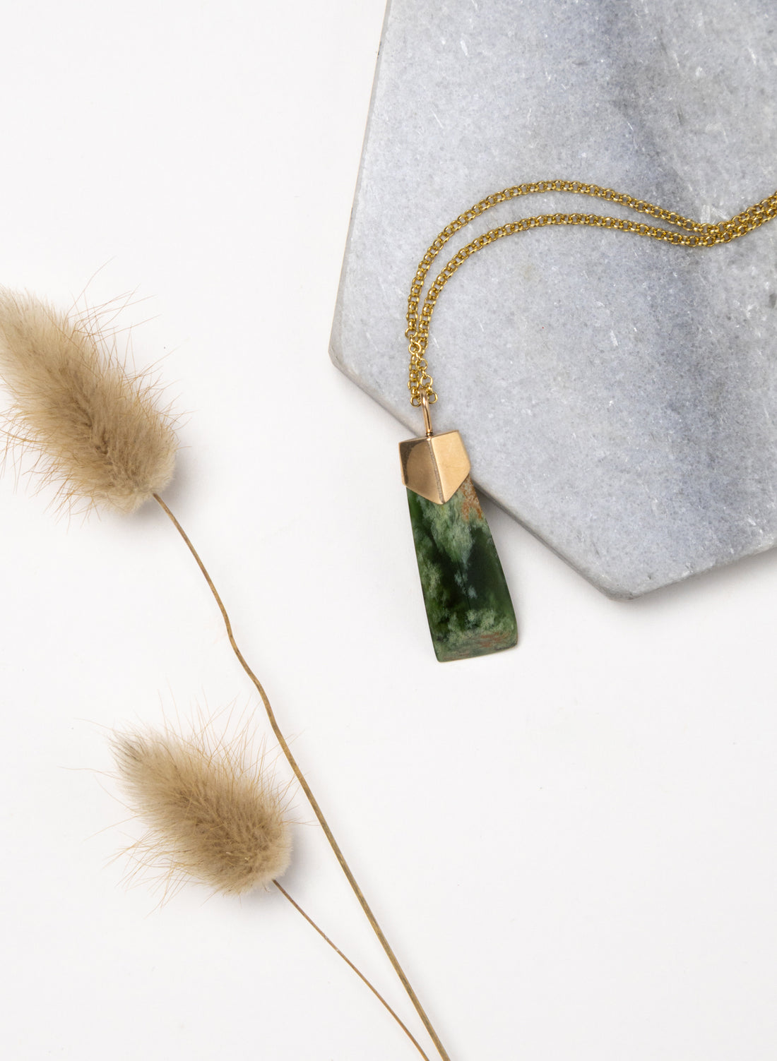 Hei Kaki Pounamu Gold Capped Gold Chain