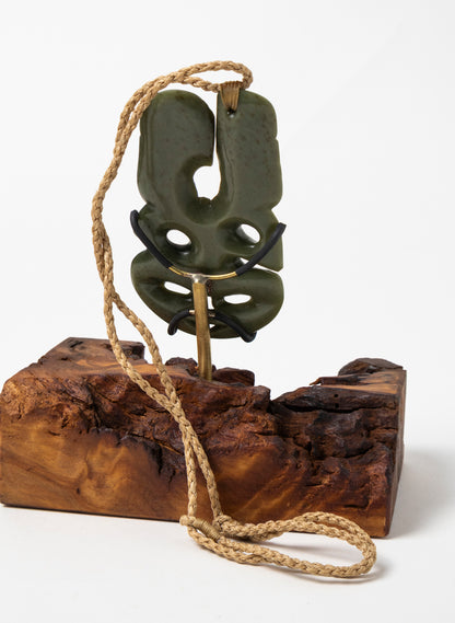 Waitī Hei Tiki on Stand