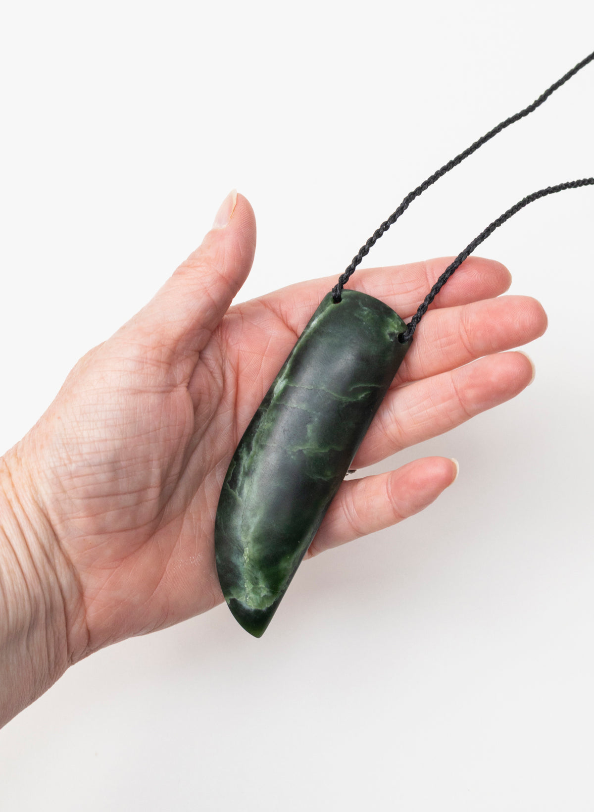 Niho Pounamu Pendant