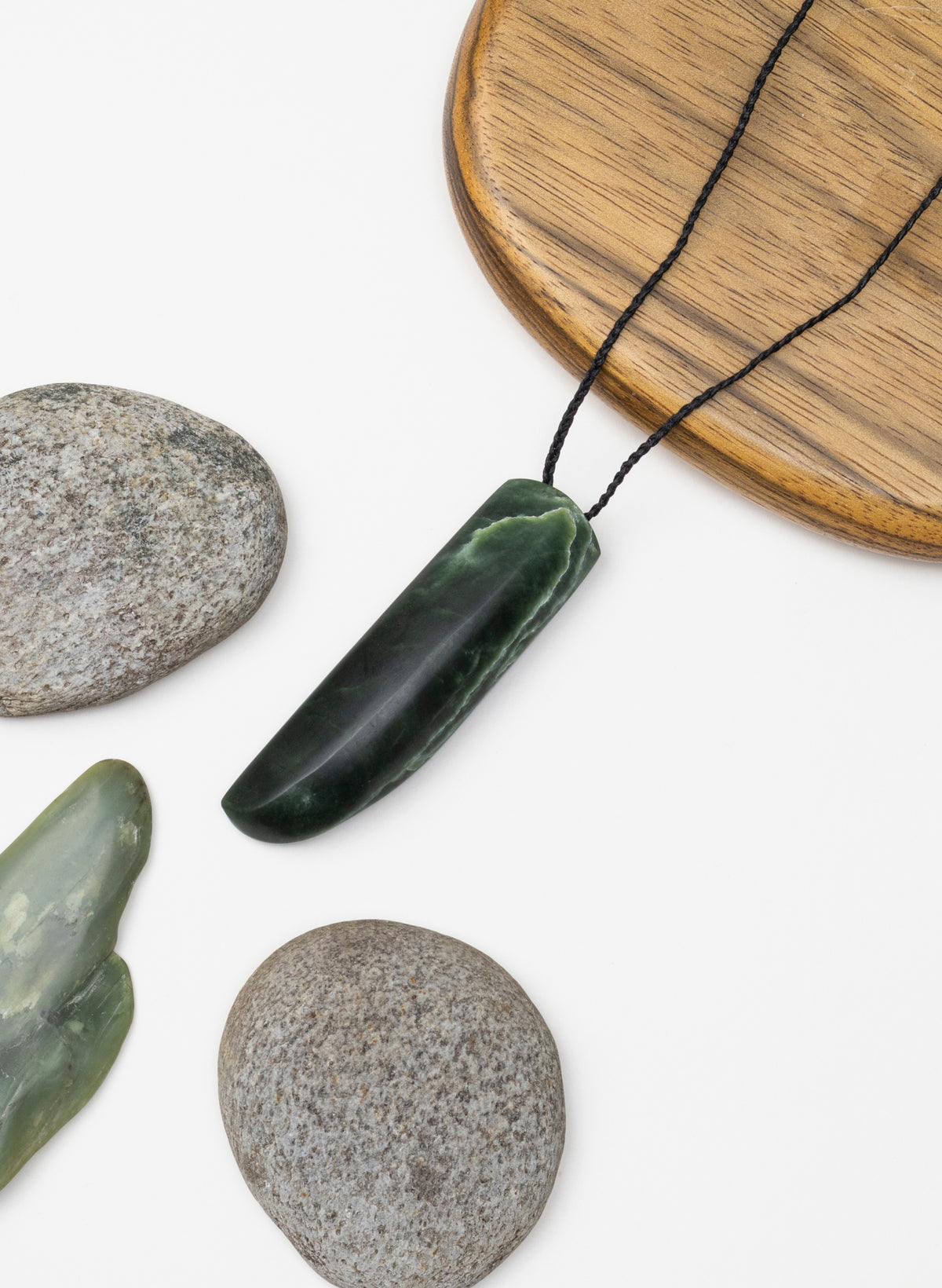 Niho Pounamu Pendant
