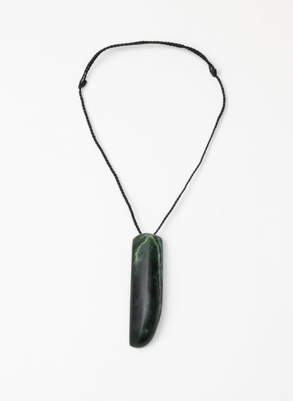 Niho Pounamu Pendant