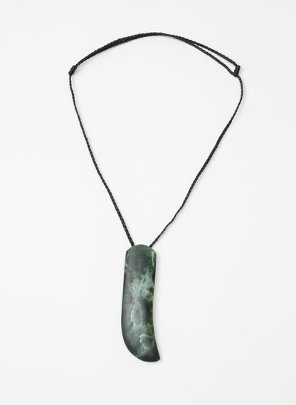Rei Niho Pounamu Pendant