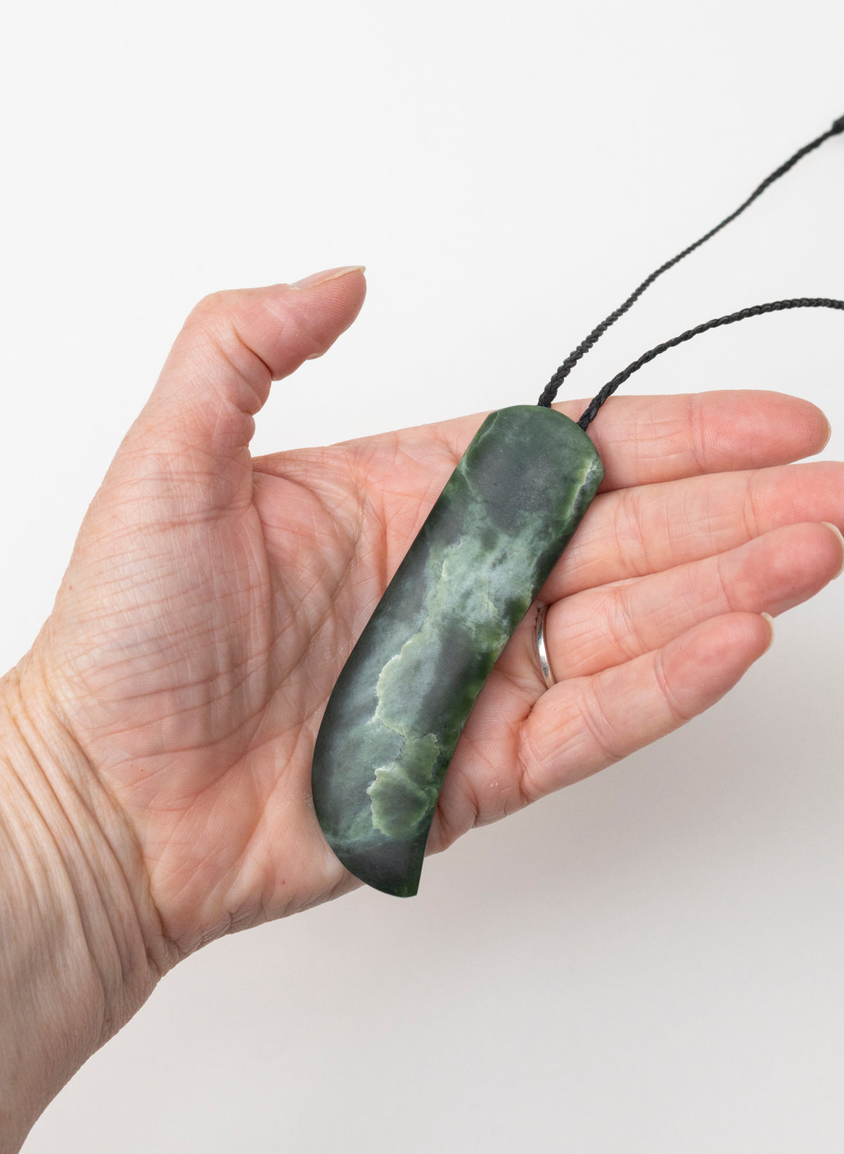 Rei Niho Pounamu Pendant