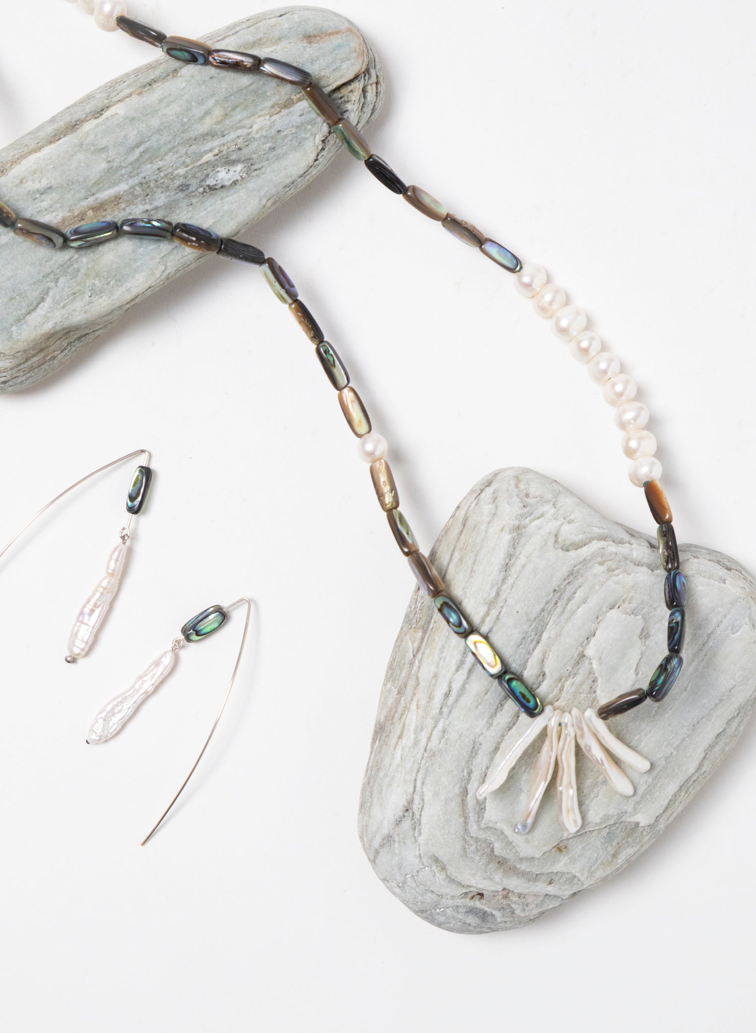 Wai Necklace 