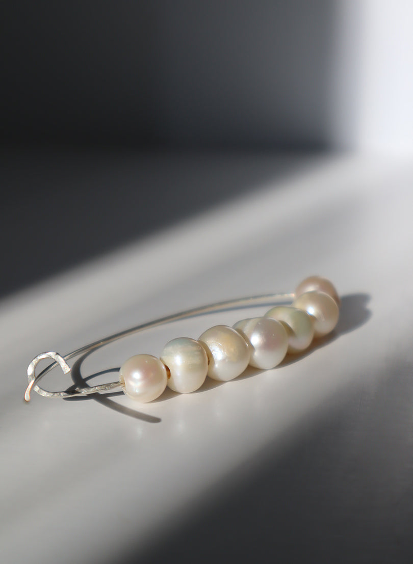 A week of_Pearl - Brooch