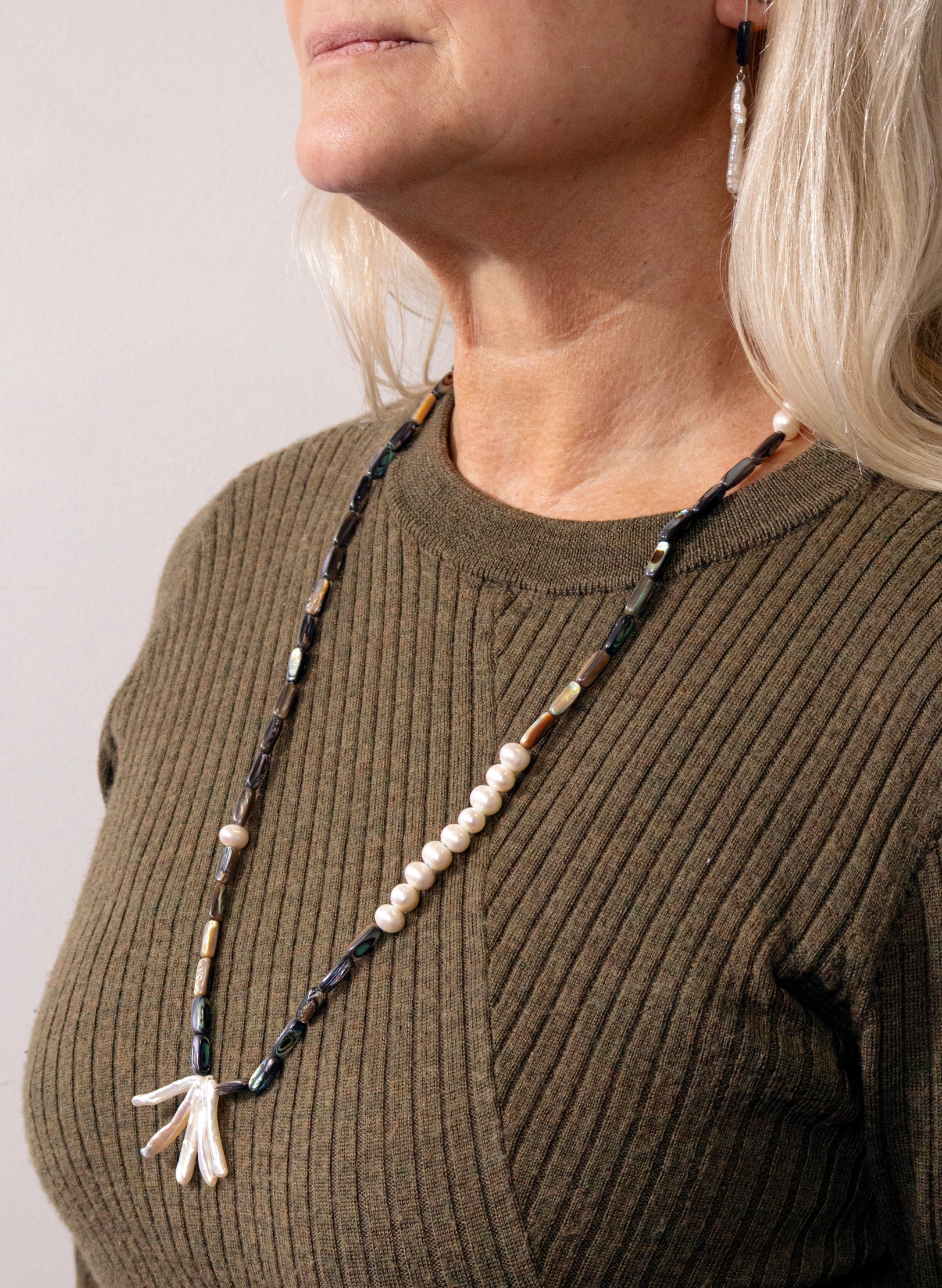 Wai Necklace 