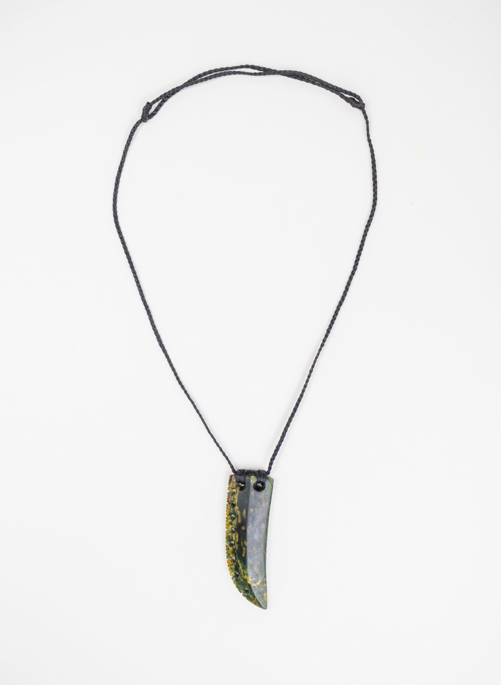 Notched Niho Pounamu