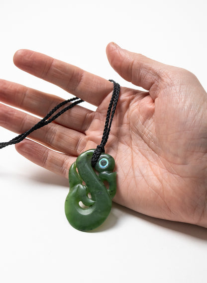 Pounamu Manaia