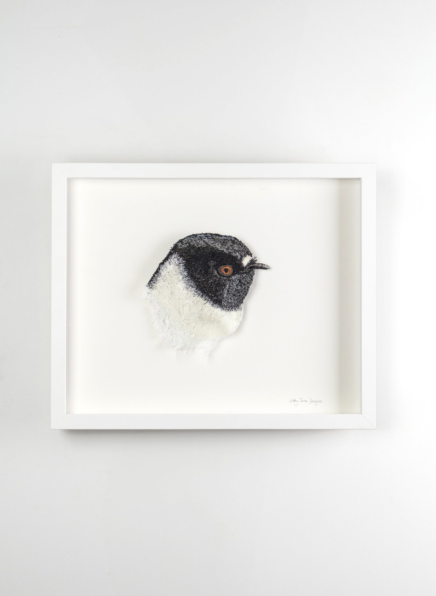 Tomtit - 3D Embroidery