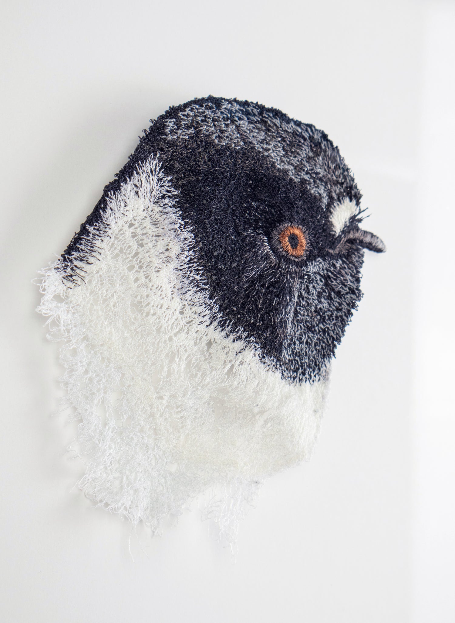 Tomtit - 3D Embroidery