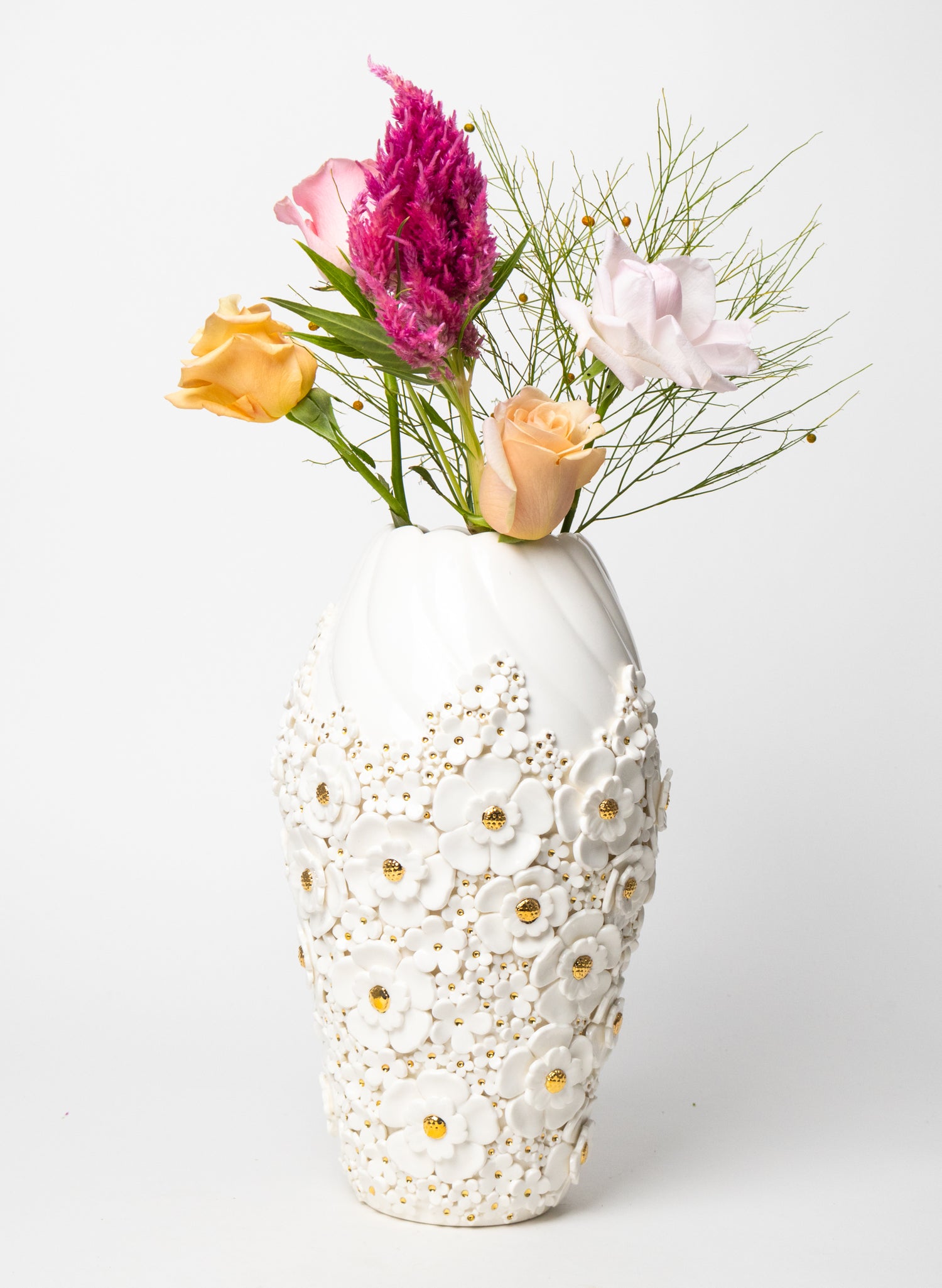 XXL Twist Vase with White and Gold Flowers