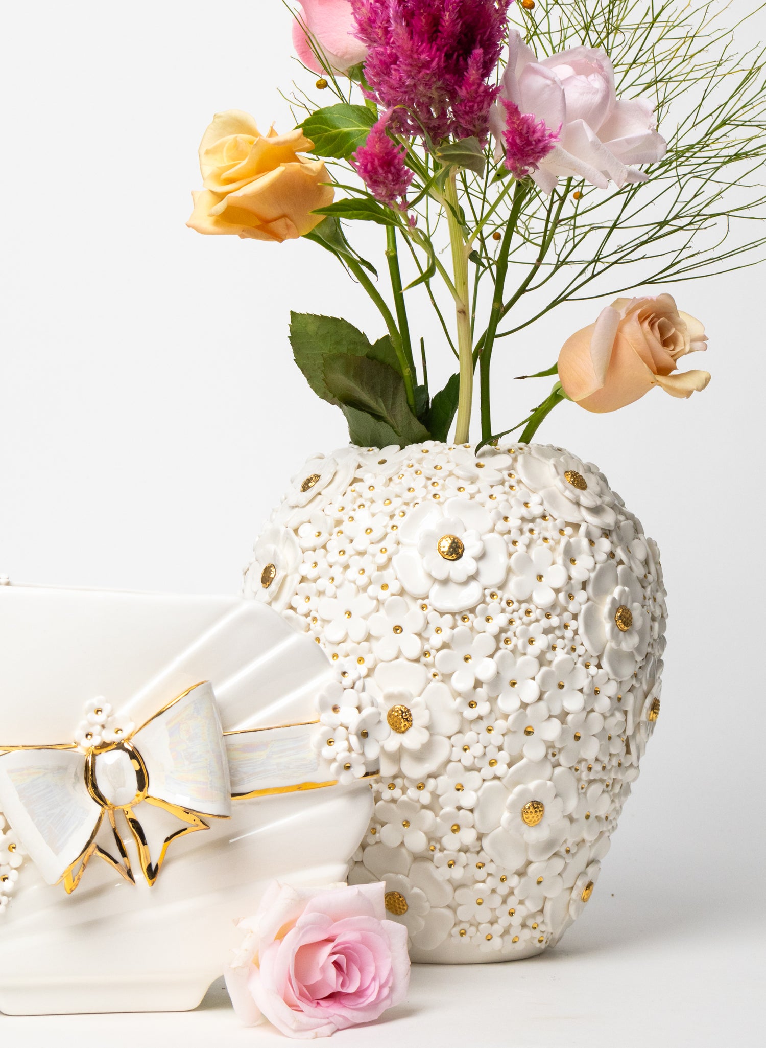 XXL Ginger with White and Gold Flowers