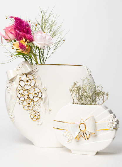 3XL Deco Vase with Bow and Flowers