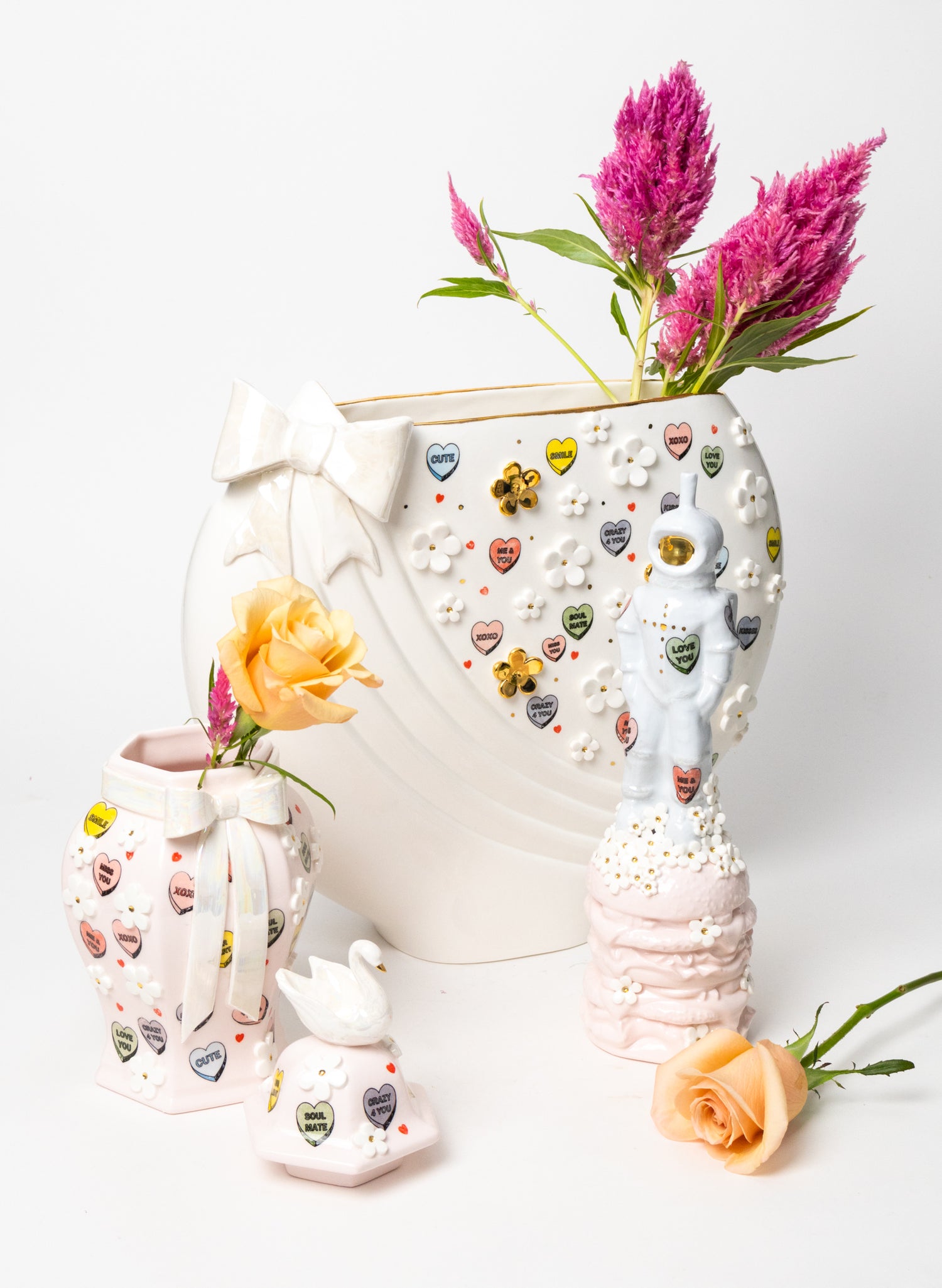 3XL Deco Vase with Bow, Flowers and Emoji&