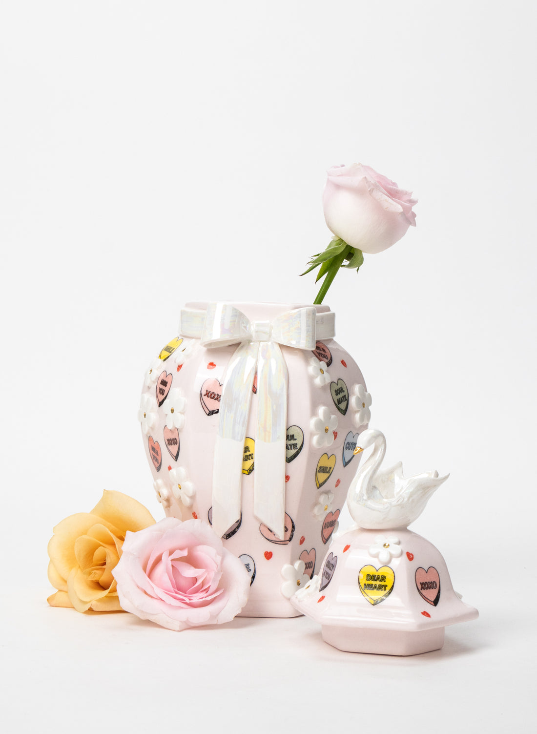 Medium Swan Vase