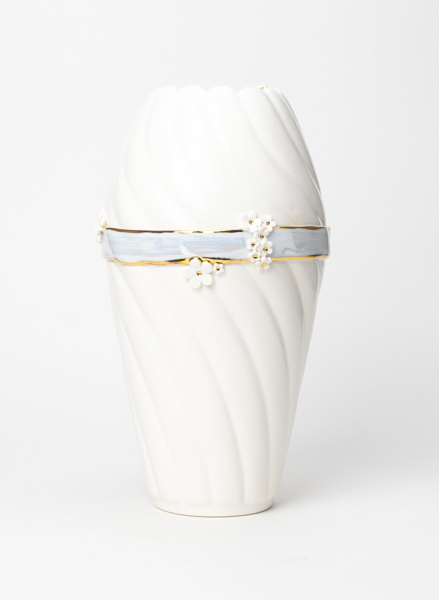 XXL Twist Vase with Bow
