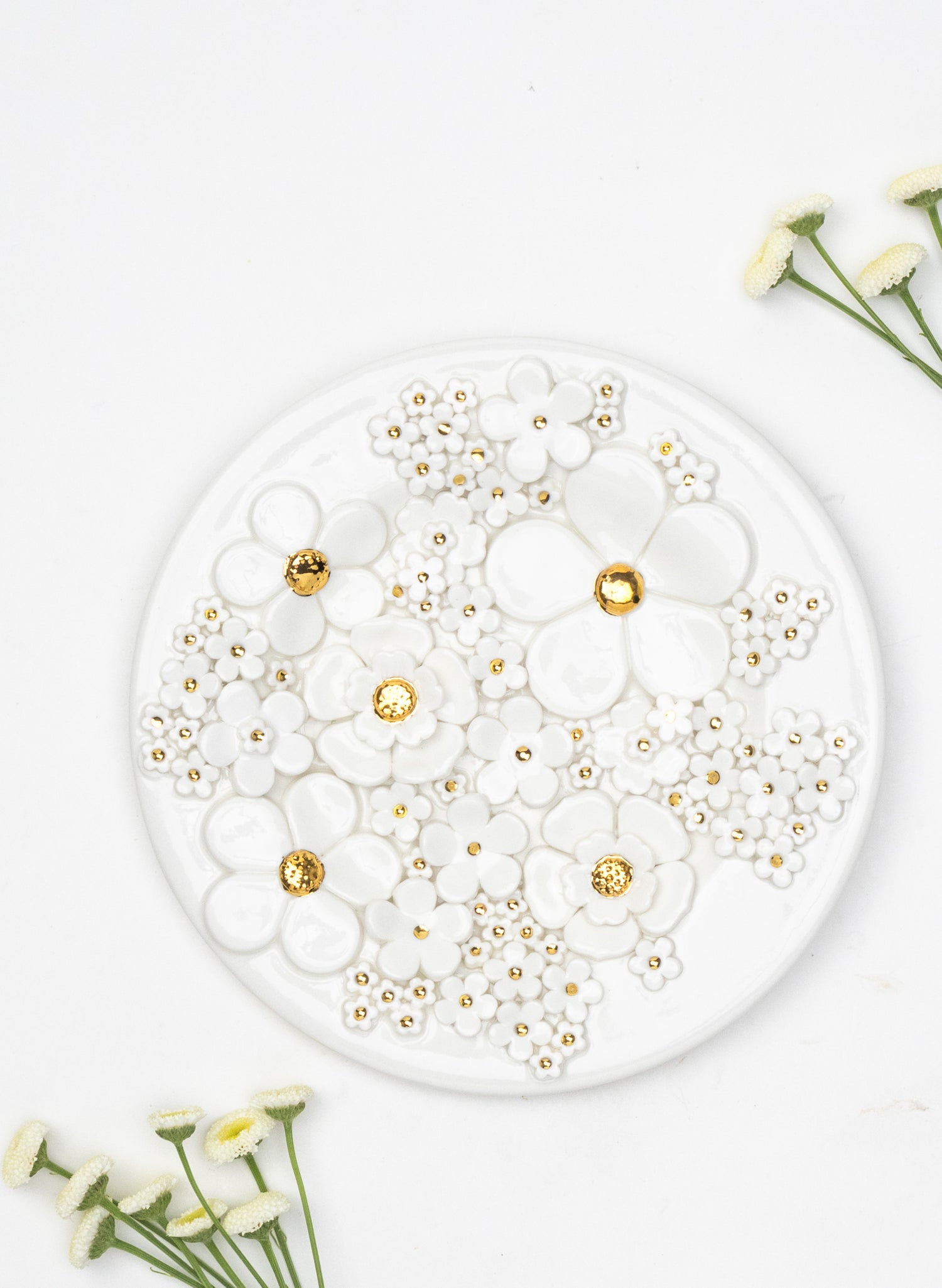 Small Round Flower Wall Plate