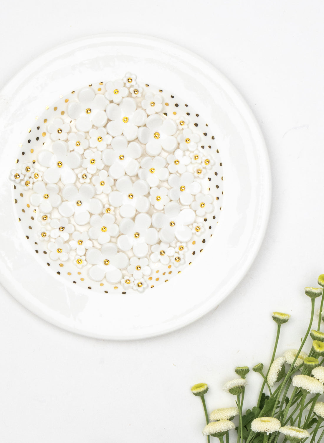 Small Round Flower Wall Plate