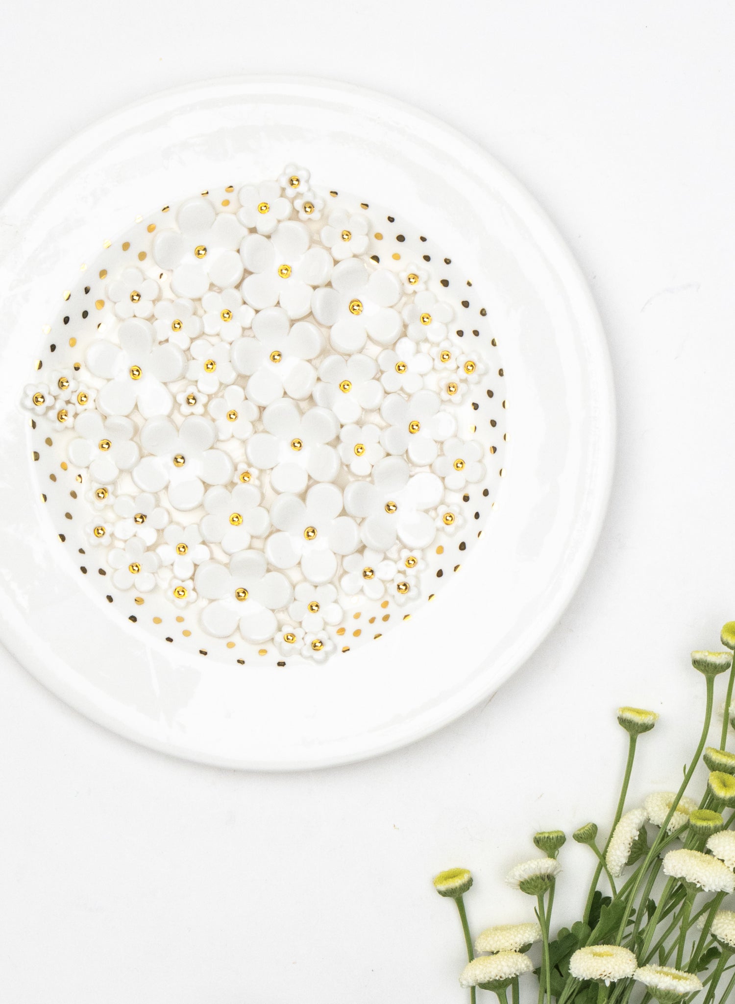Small Round Flower Wall Plate